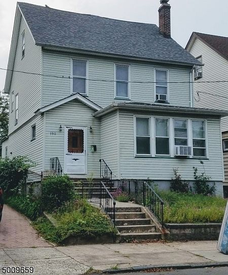 1st image of 790-792 Lake St