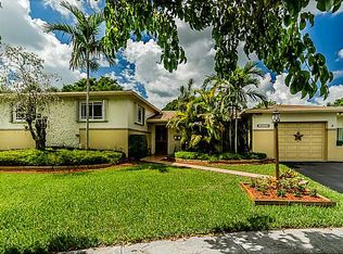 10530 SW 109th St, Miami, FL 33176