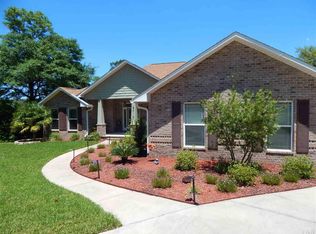 5412 Colinas Verde Dr, Milton, FL 32570