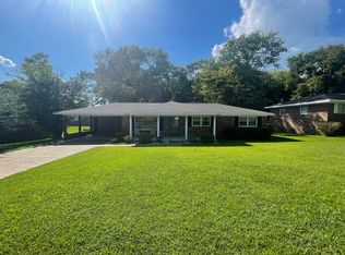 416 E Lakeside Dr, Florence, AL 35630