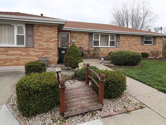 3rd image of 22 Meadow Ln