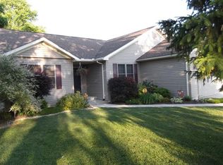 1006 S Main St, Ada, OH