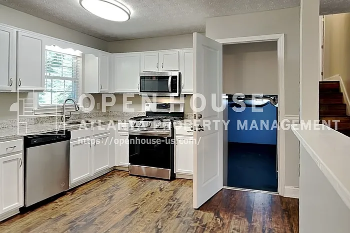 604 Dillon Dr — Photo 6