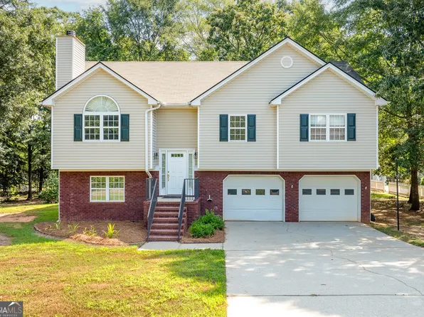 544 Academy Woods Dr, Jefferson, GA 30549