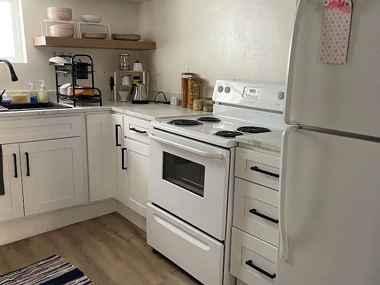 279 E St — Photo 9
