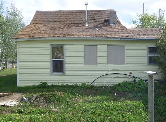 5th image of 108 S Lewis Ave