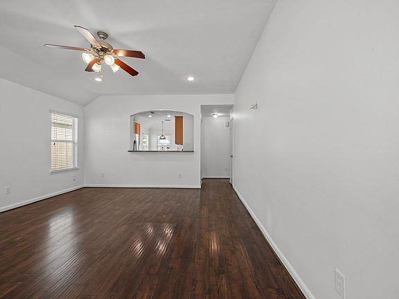 5th image of 12915 Redbud Shores Ln
