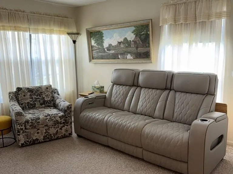 37819 Alissa Dr — Photo 3