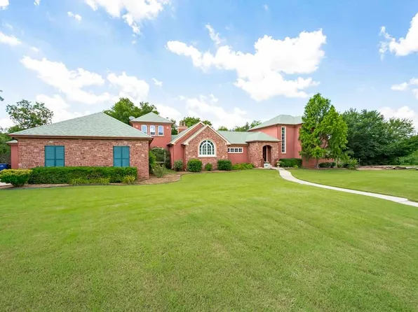 2219 Stone Pointe Ct, Stillwater, OK 74074