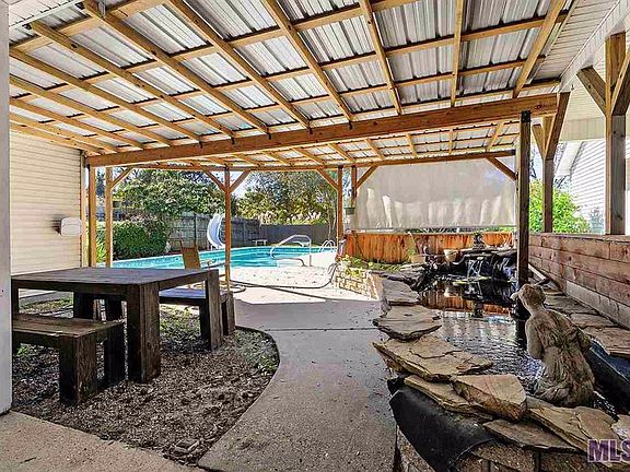 3rd image of 17497 Lauren Dr