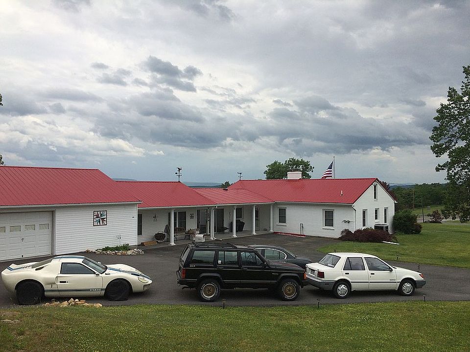 2nd image of 102 Laverne Dr