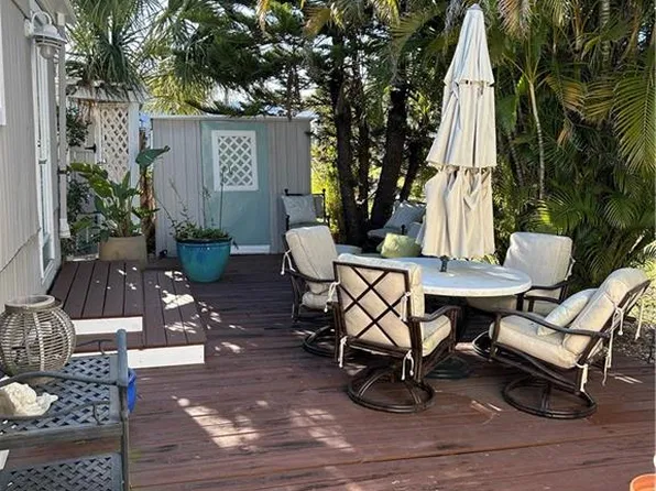 (undisclosed Address), Naples, FL 34110