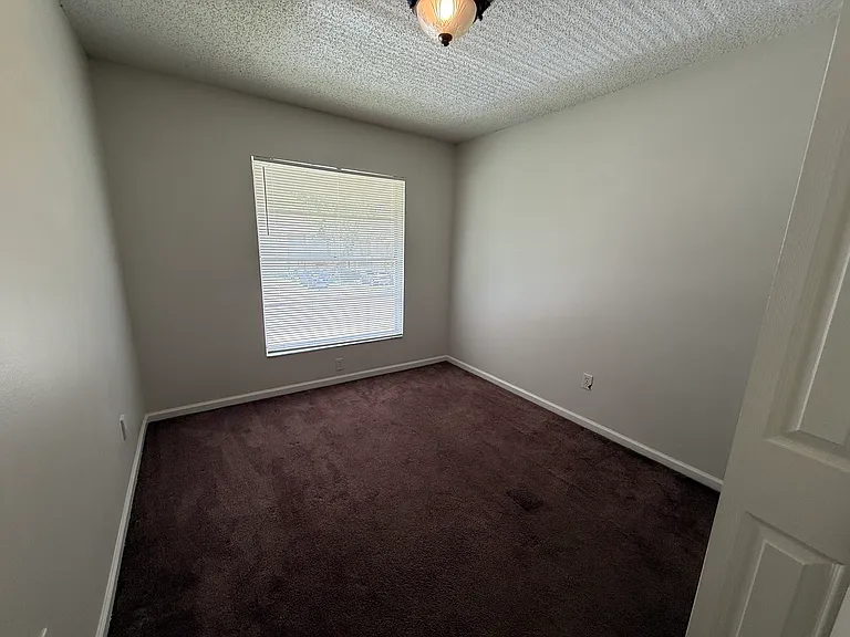 11710 Wesson Cir W — Photo 22