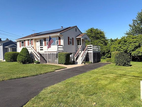 2nd image of 15 Casey Dr