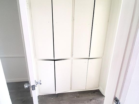 3rd image of 2320 Glendale Blvd #39