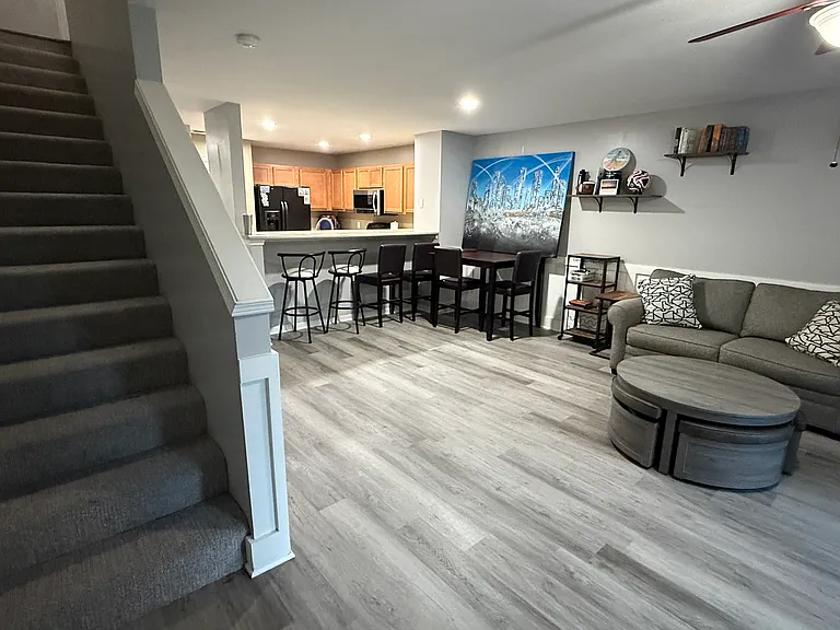 5431 N Hickory St — Photo 5