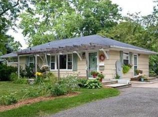 8019 Thomas Ave S, Bloomington, MN 55431