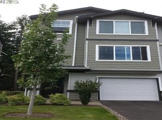 10579 NE Cedar Falls Loop, Beaverton, OR 97006