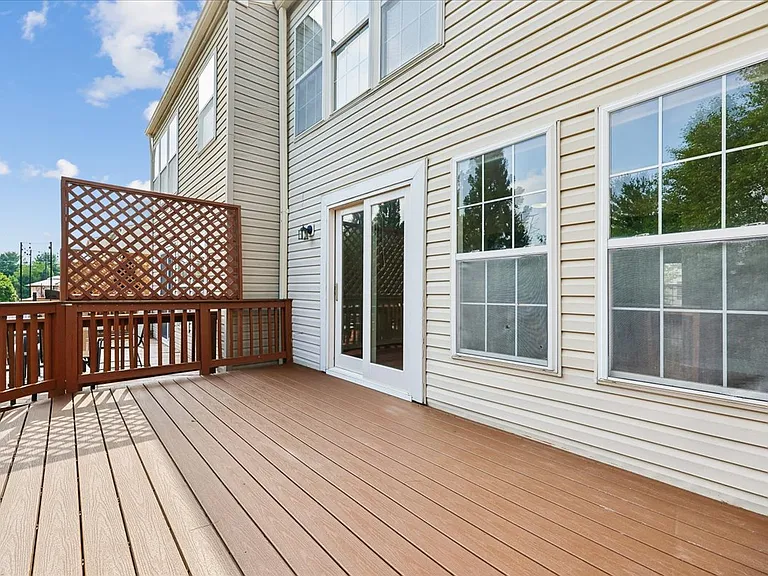 4616 Ripley Manor Ter — Photo 13