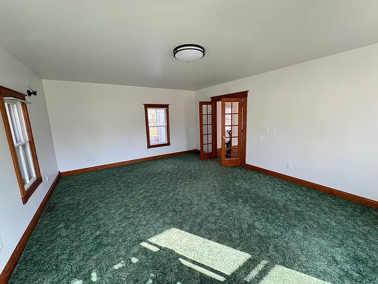 238 Pleasant St — Photo 12