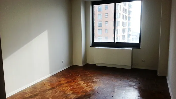 Rented by Battery Park Realty | media 28