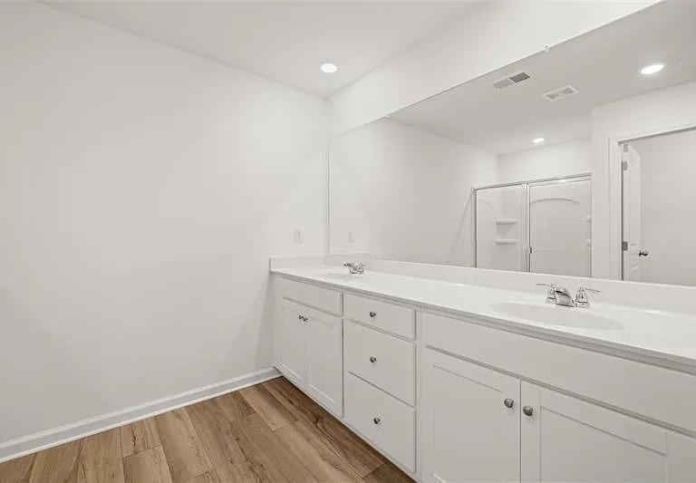 84 Smithwood Dr — Photo 13