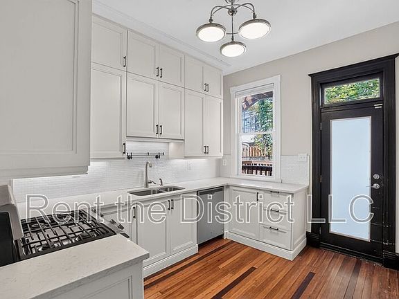 4th image of 37 Rhode Island Ave NW