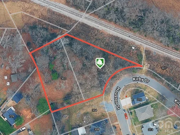 300 & 302 Houston St, Charlotte, NC 28214