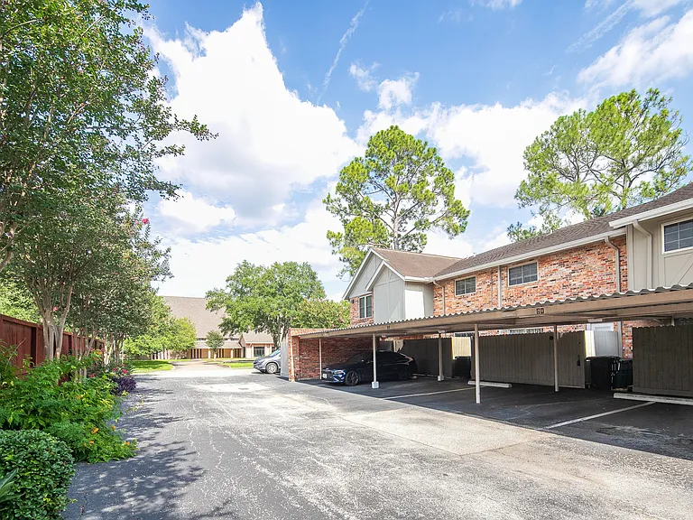515 Tallowood Rd #60 — Photo 3