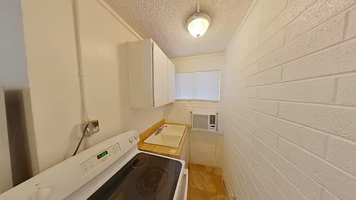 1644 Athol Ave Photo 1