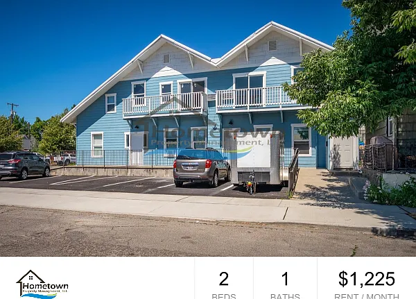 403 E Wallace Ave #2 — Photo 3