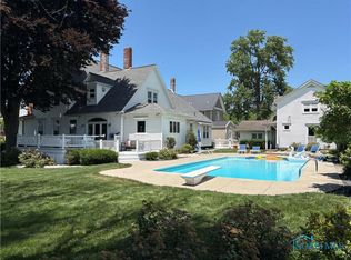 643 S Clinton St, Defiance, OH 43512