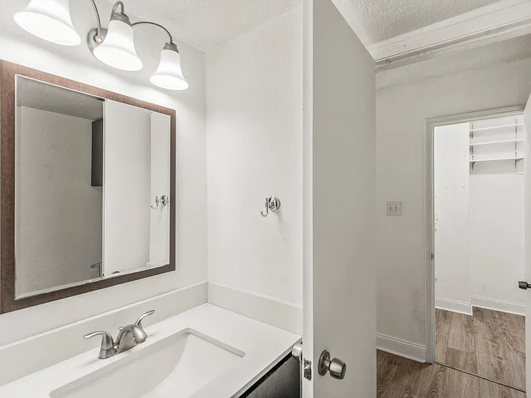 10788 Briar Forest Dr #5/19 — Photo 15