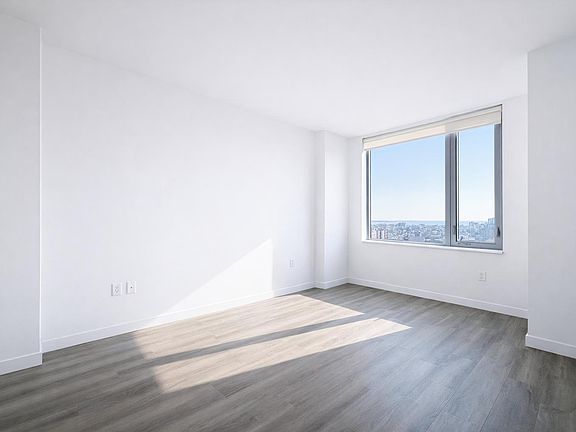 4th image of 1524 Sheepshead Bay Rd APT 14C