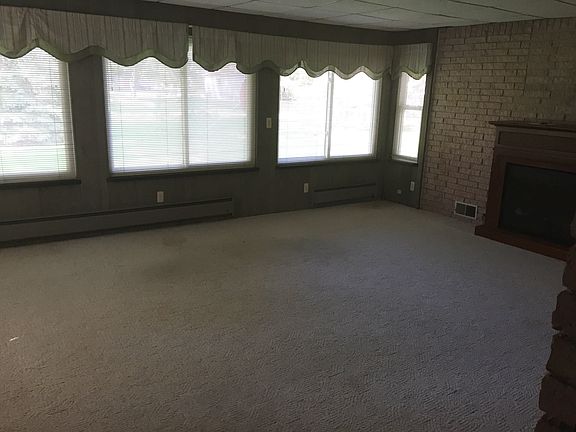 5th image of 6292 Peach Dr