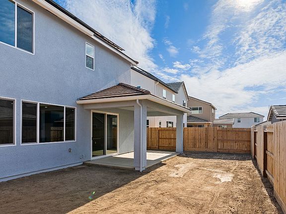 2nd image of 267 Montana De Oro St
