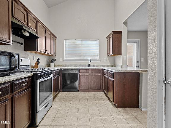 2nd image of 11637 Mocha Dune Dr