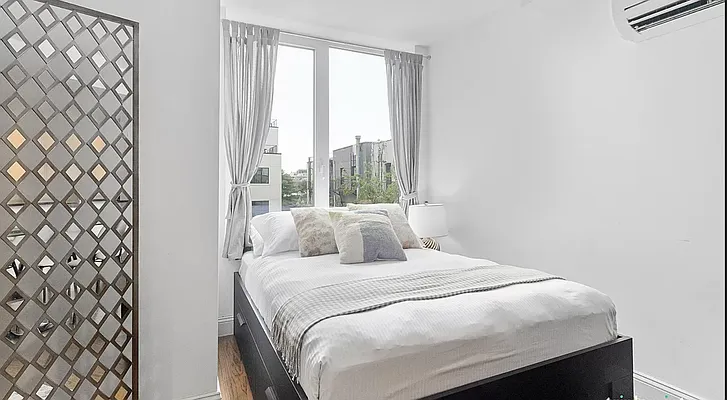 Rented by Compass | media 19