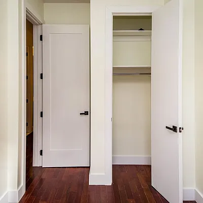 Rented by Nooklyn NYC LLC | media 43