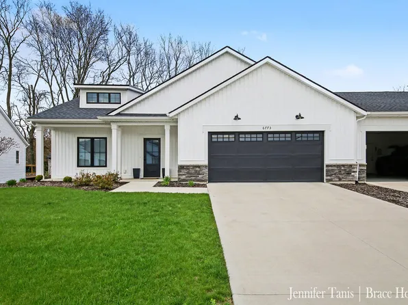 6773 Croft Ln #62, Hudsonville, MI 49426