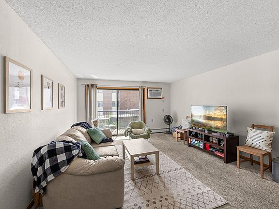 2nd image of 4 Pine Tree Dr APT 212