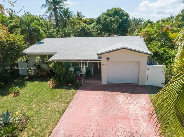 2446 Fillmore St, Hollywood, FL 33020