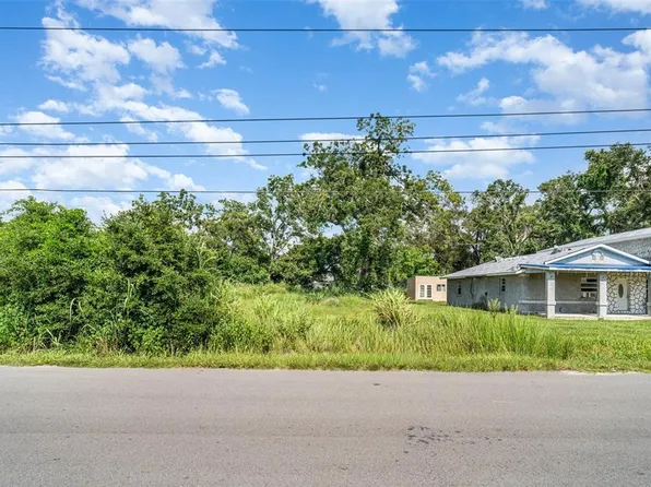 E 1st Ave, Palmetto, FL 34221