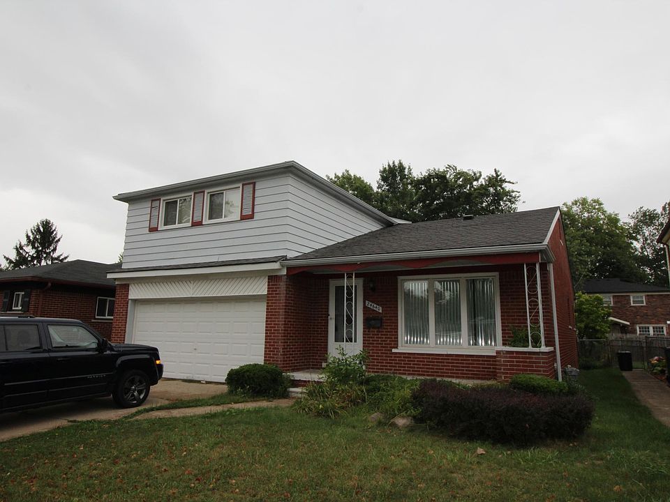 1st image of 24640 Seneca Ave