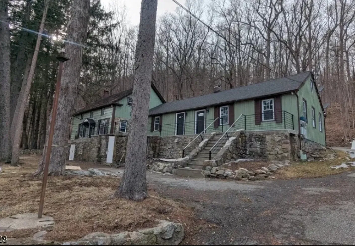 2 bed, $1,900 — Photo 1