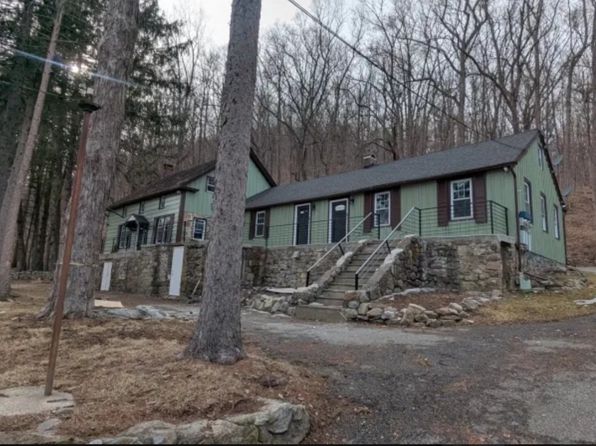 223 Mountain Lake Rd #3