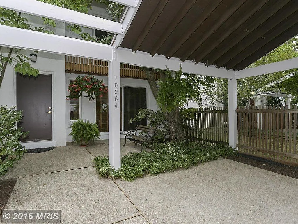 3 bed, 1850 sqft, $2,925 — Photo 1
