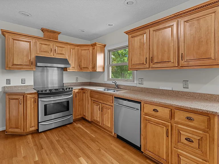 373 Bonta Dr — Photo 9