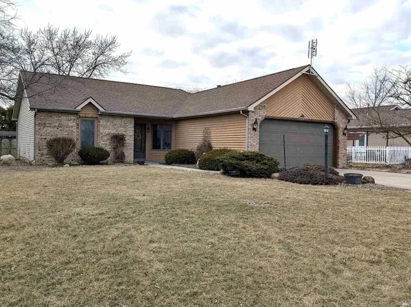 109 Greenbriar Dr, Bluffton, IN 46714