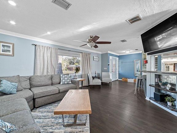 5th image of 2858 BIRCHWOOD Drive
